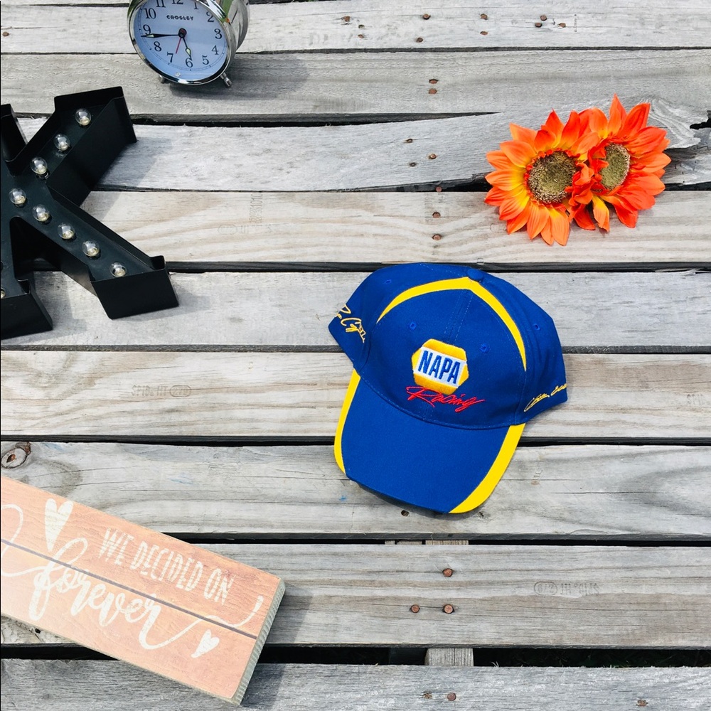 Napa Racing 🧢 - Picture 1 of 7